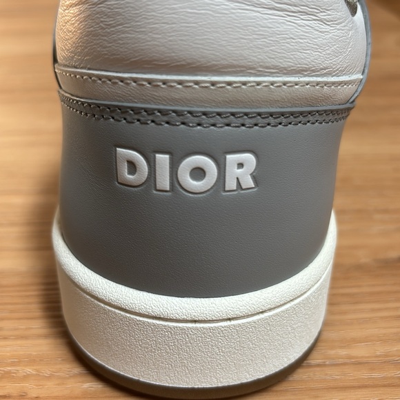 Dior B27 Uptown Low-Top Sneaker Gray and White - Picture 12 of 12